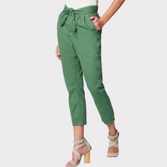 Blank NYC Pants - *NWT* BLANKNYC Good Timing High Rise Trouser Pants Sage Green Size 27 *flaw*